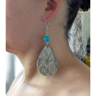 Goutte cuir poils Gris